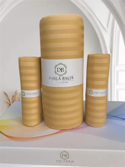 Danla Baldi Çarşaf Takımı