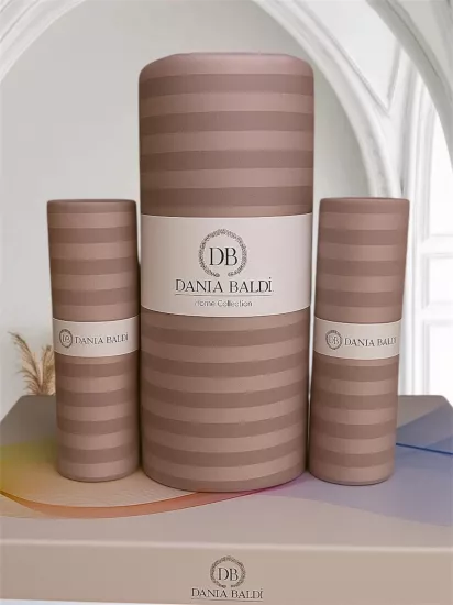 Danla Baldi Çarşaf Takımı